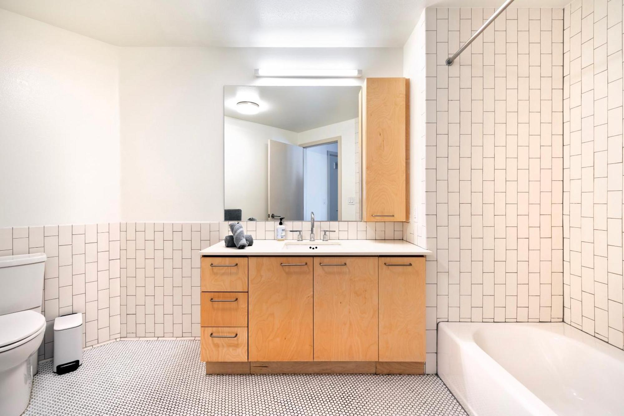 Apartment 2br Hollywood Opulent Retreat Et Los Angeles